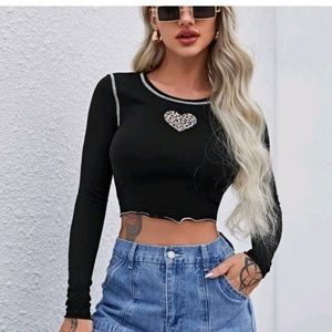 SHEIN cute long sleeve belly shirt